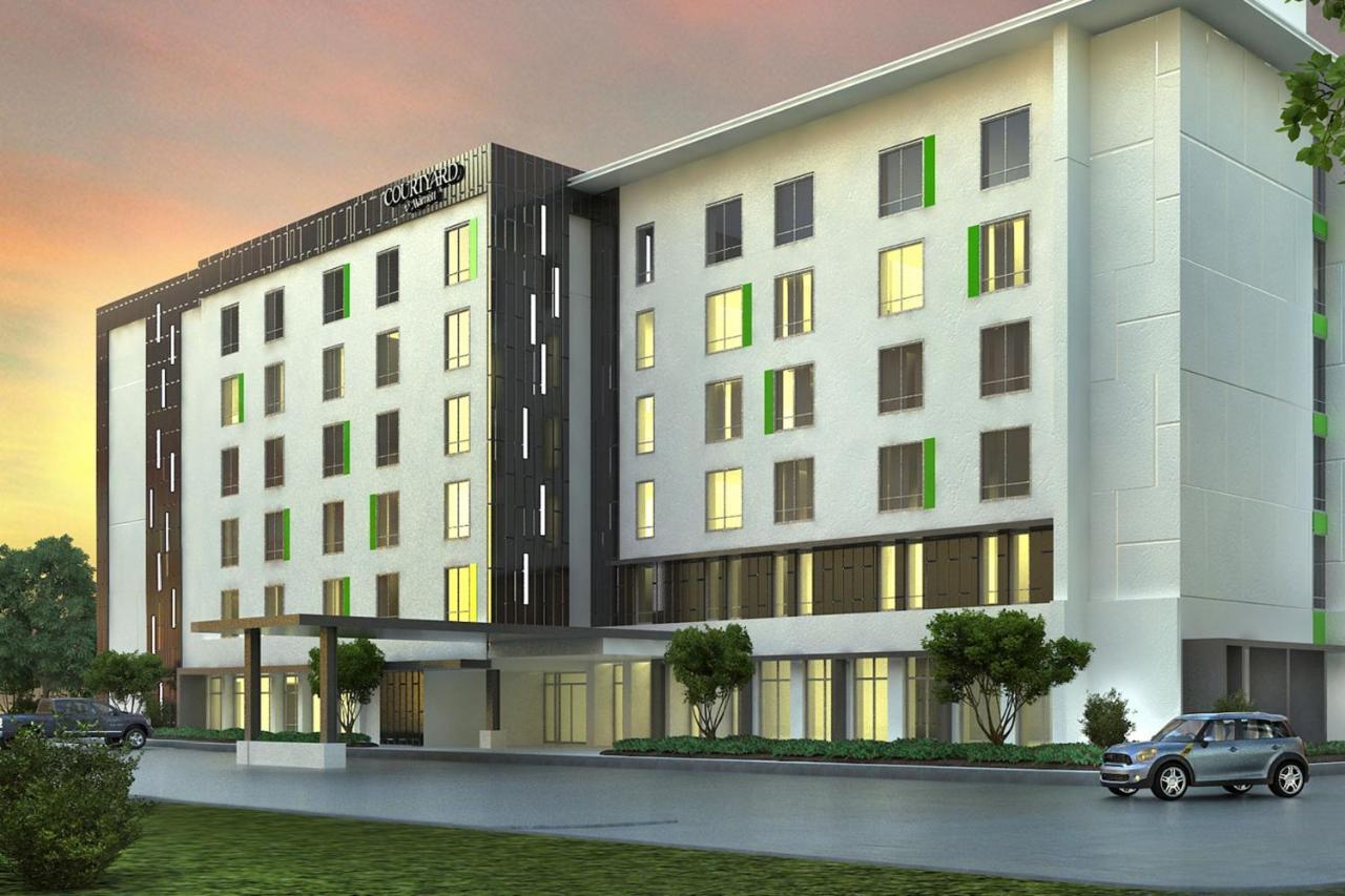 Courtyard By Marriott Lake City Esterno foto
