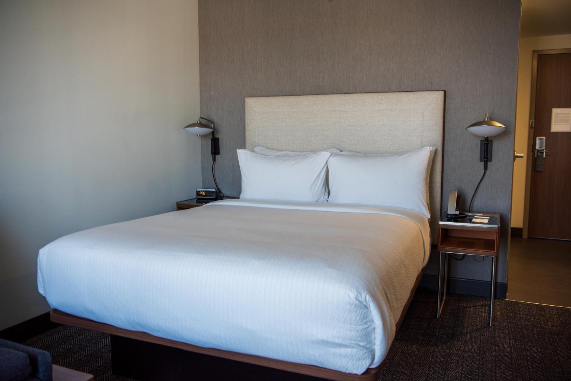 Courtyard By Marriott Lake City Esterno foto