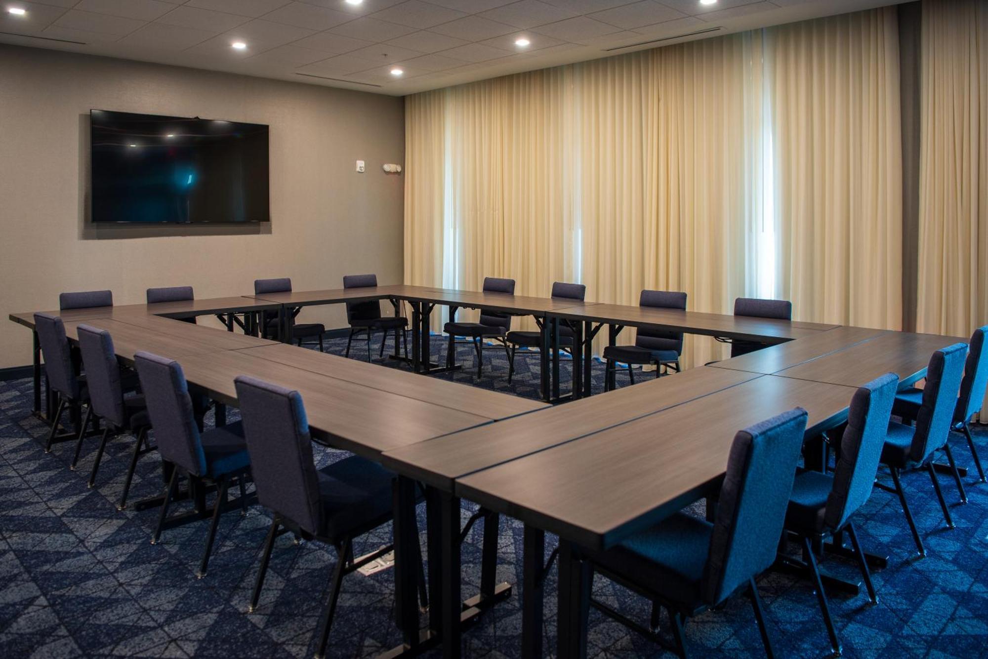 Courtyard By Marriott Lake City Esterno foto