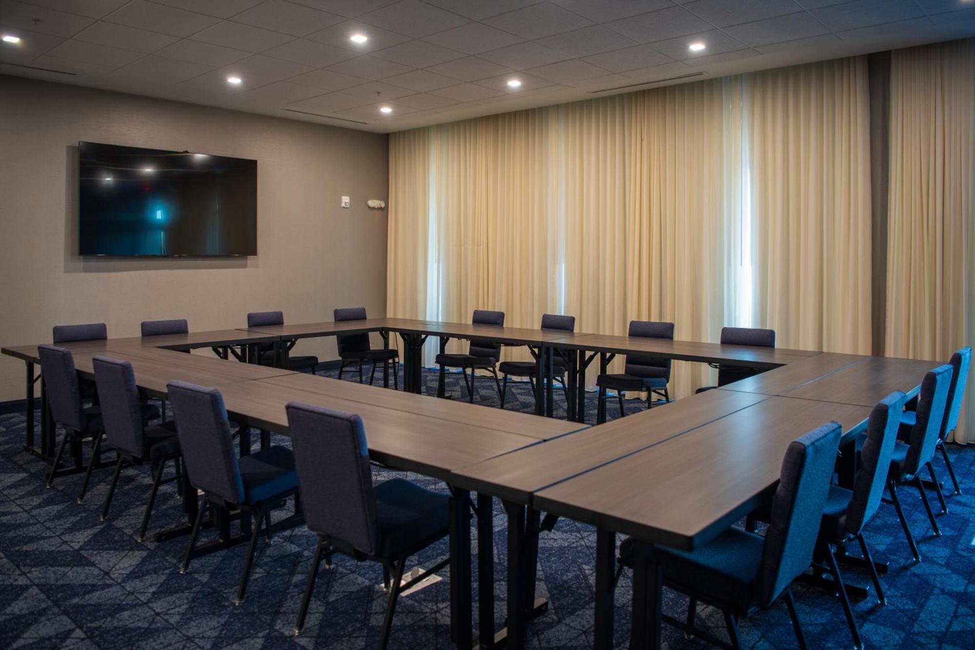 Courtyard By Marriott Lake City Esterno foto