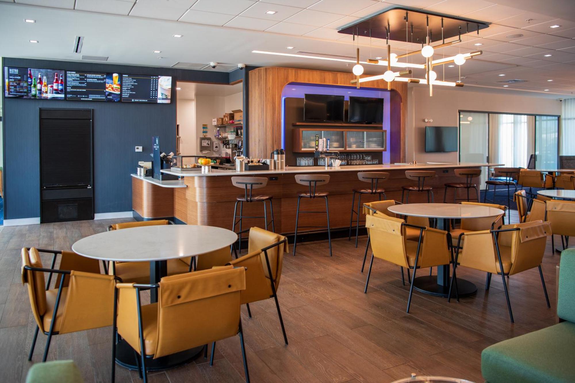 Courtyard By Marriott Lake City Esterno foto