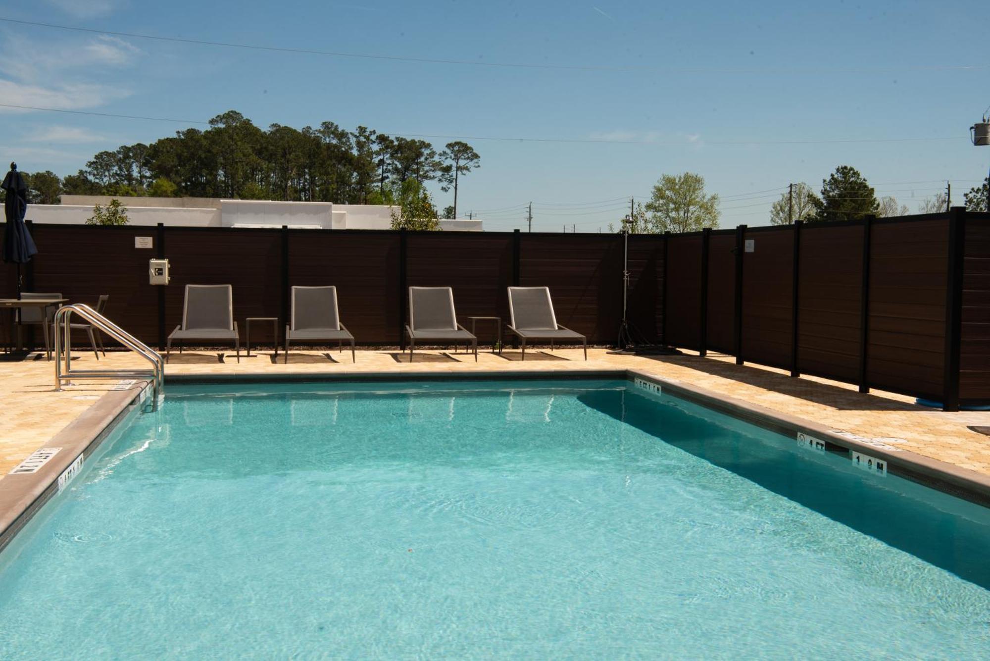 Courtyard By Marriott Lake City Esterno foto
