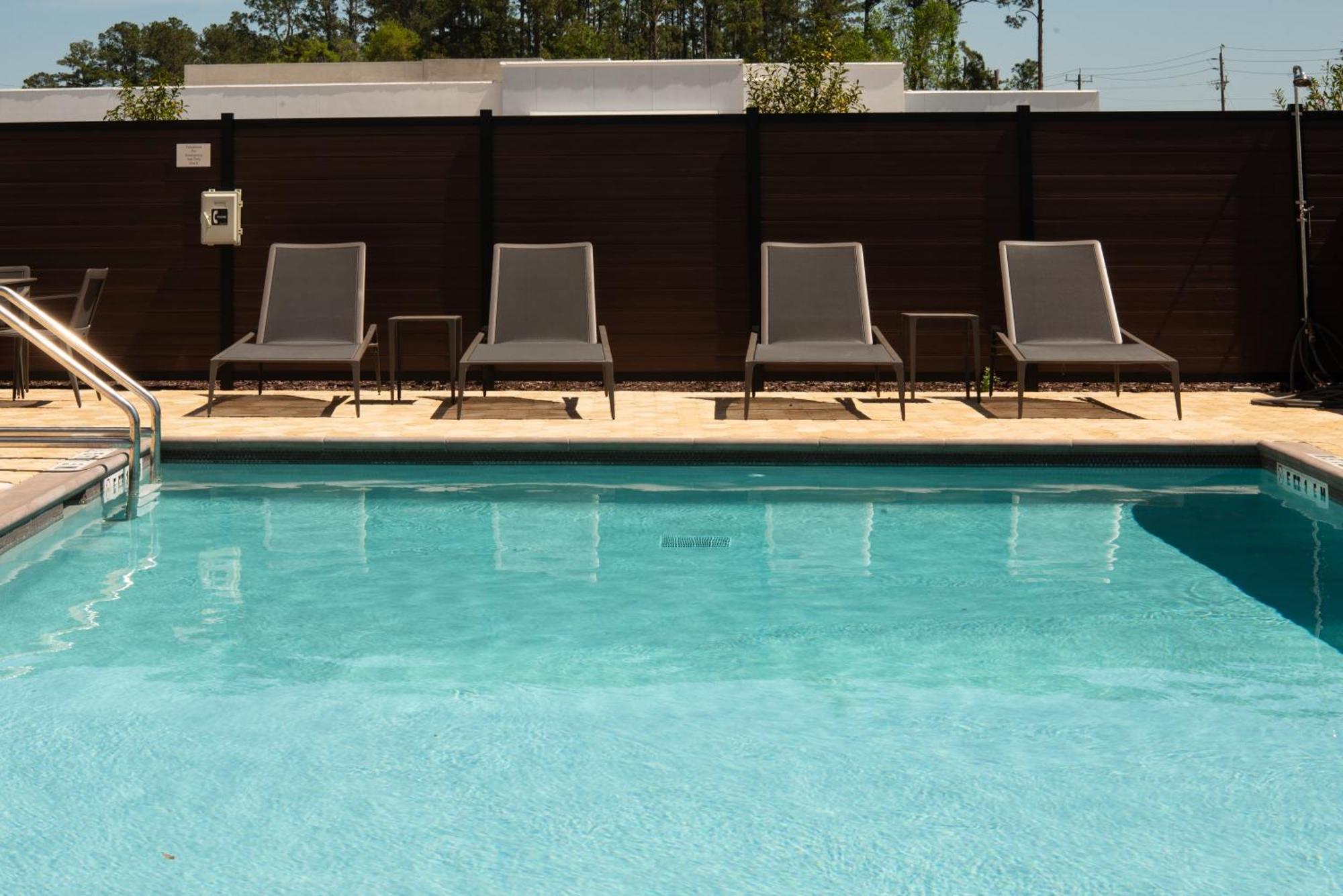 Courtyard By Marriott Lake City Esterno foto