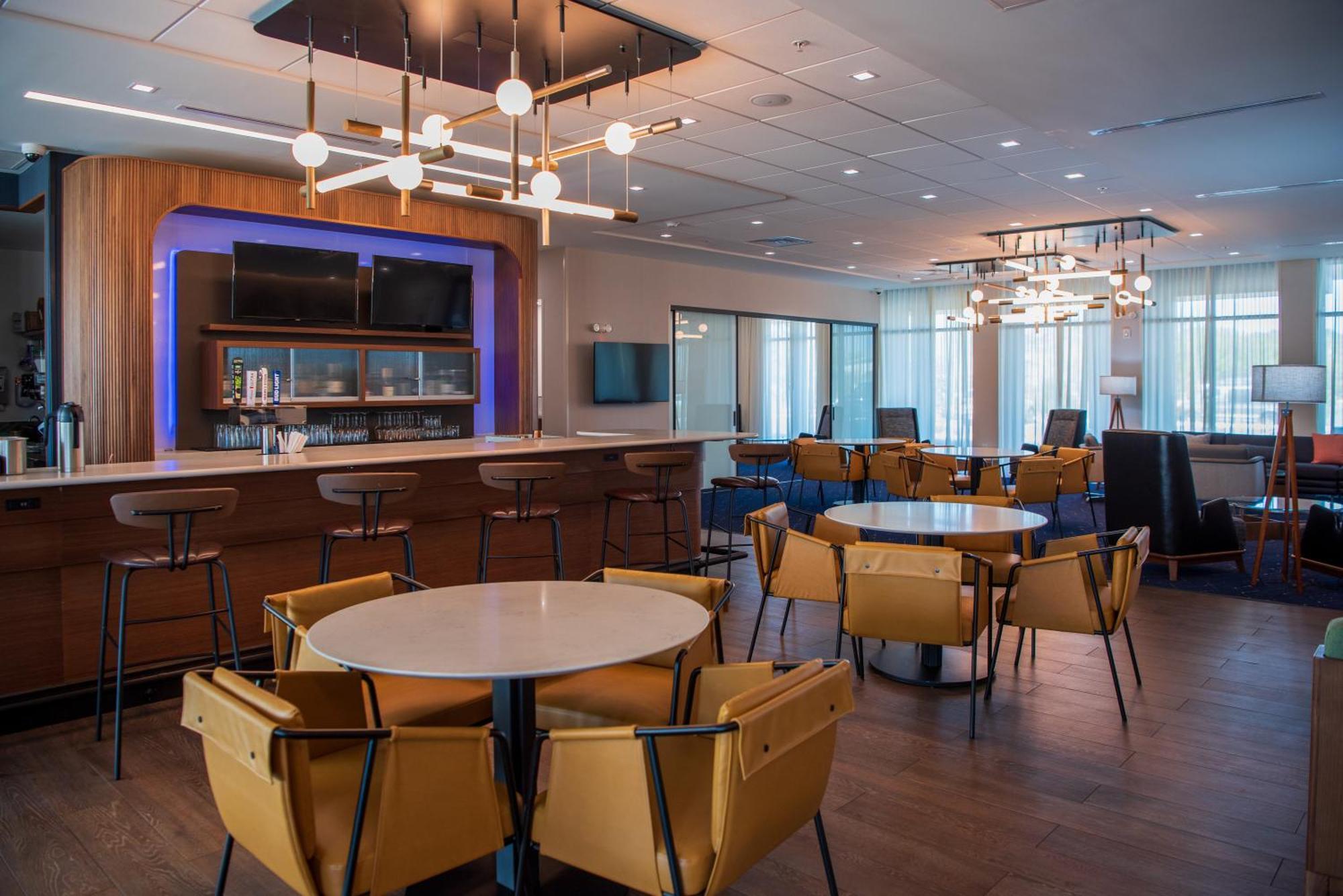 Courtyard By Marriott Lake City Esterno foto